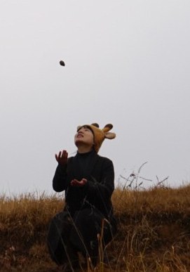 《我的母亲做保洁》：底层叙事的棱镜之光