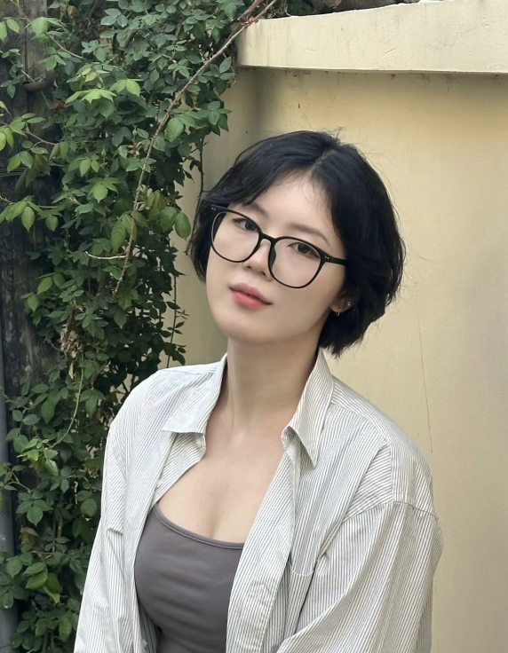 这不比招生简章管用一一气质学姐
